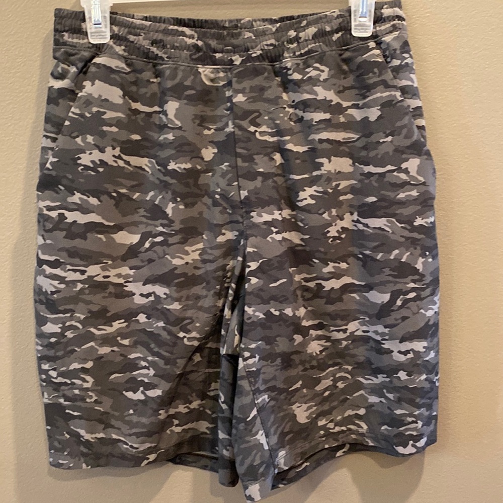 Lululemon Pace Breaker Variegated Mesh Camo Black medium